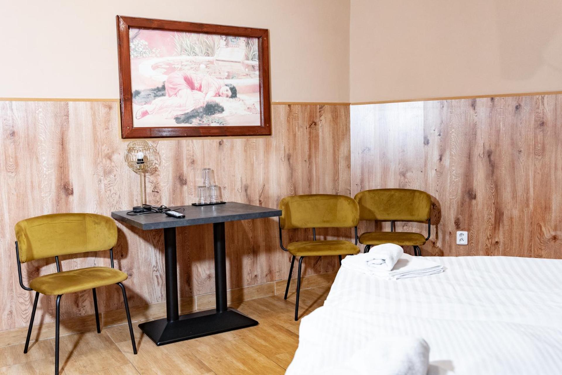 Hotel Taurus Ostrava Exterior foto