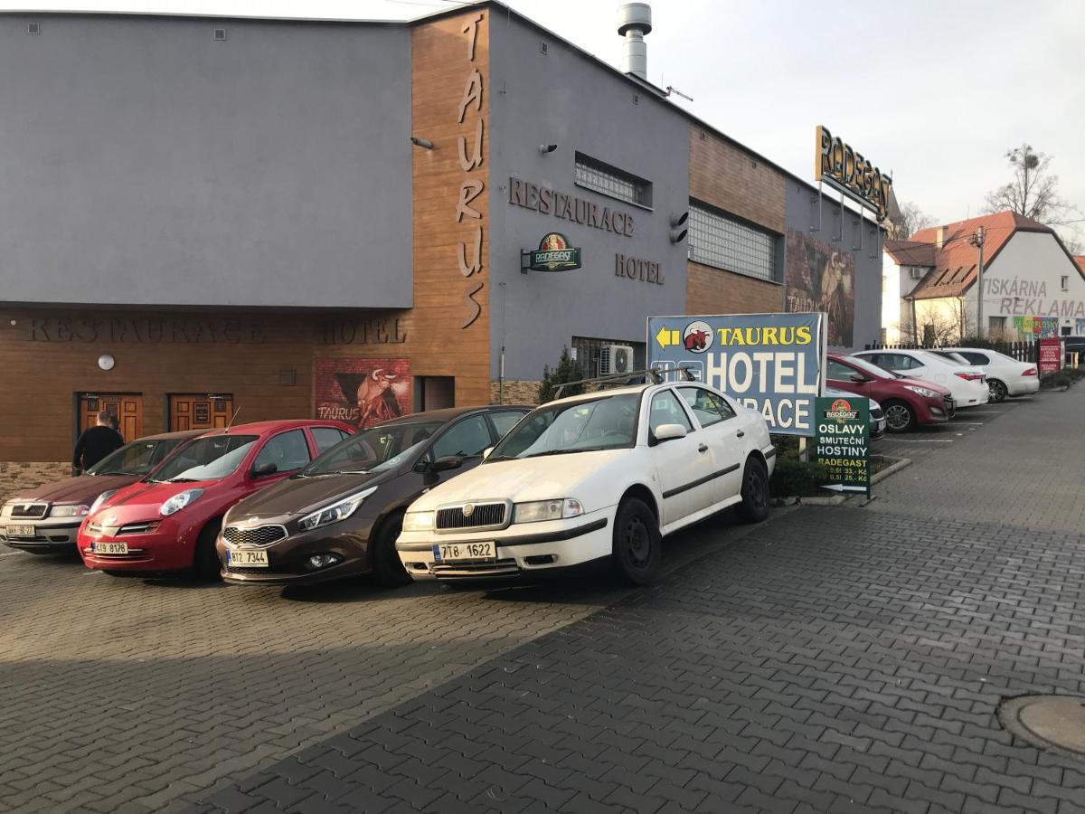 Hotel Taurus Ostrava Exterior foto